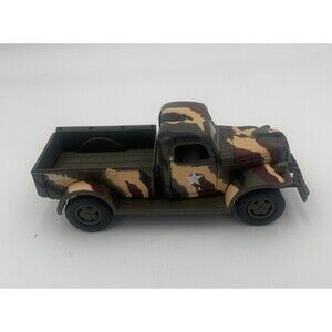 Daimler Chrysler 1946 Dodge Power Wagon Truck 2000 USMC HQ-4 Camouflage Diecast